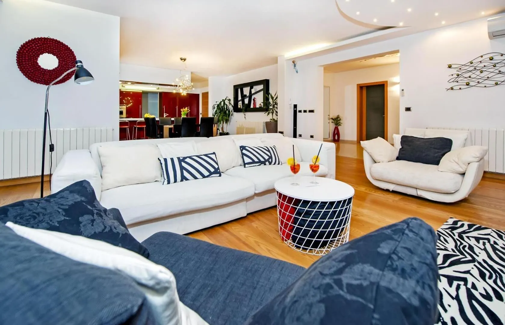 Villa Sky Near Rovinj For 10 People With Private Heated Pool & Children Playground Rovinjsko Selo